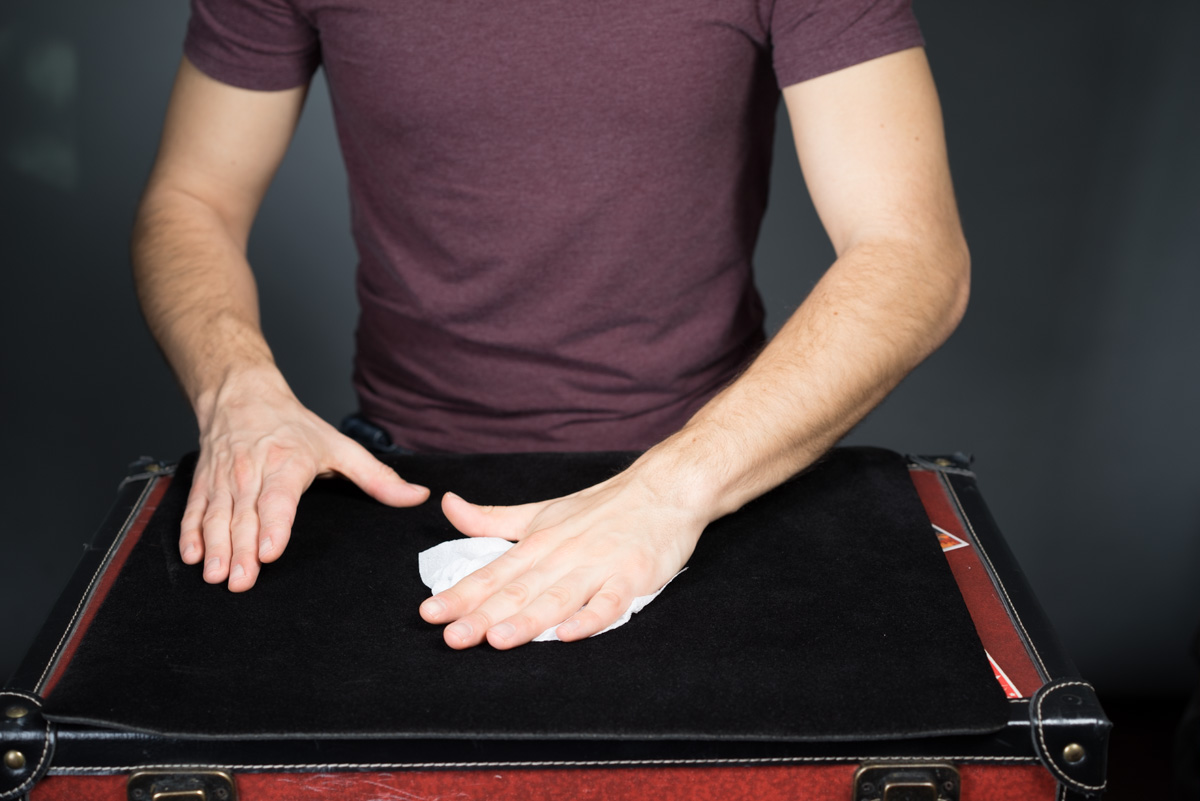 Sheldon Teaching Tricks-9036